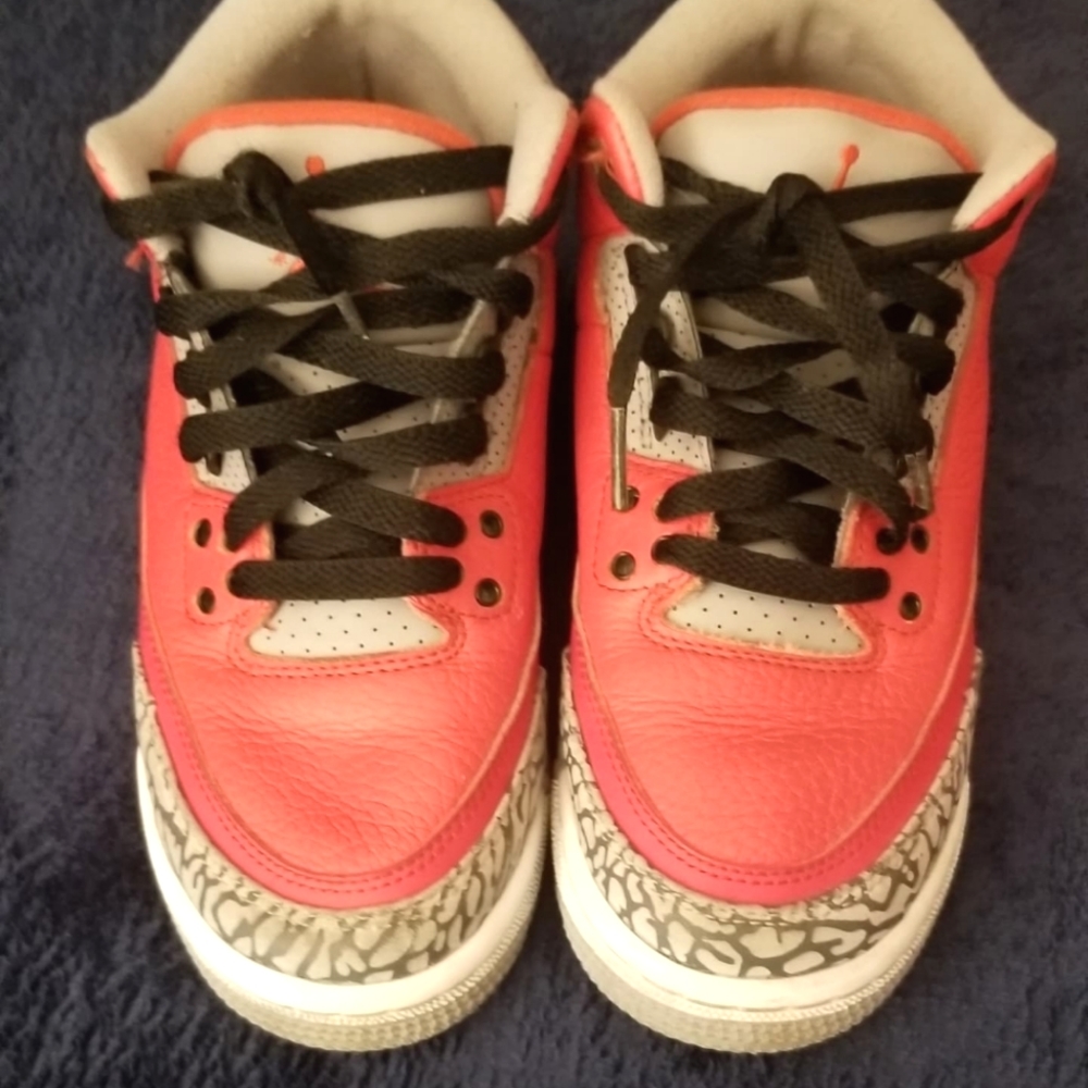 Jordan Red cement 3s